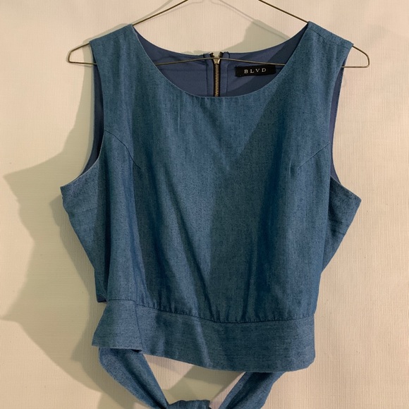 Denim top with tie back - Picture 2 of 4